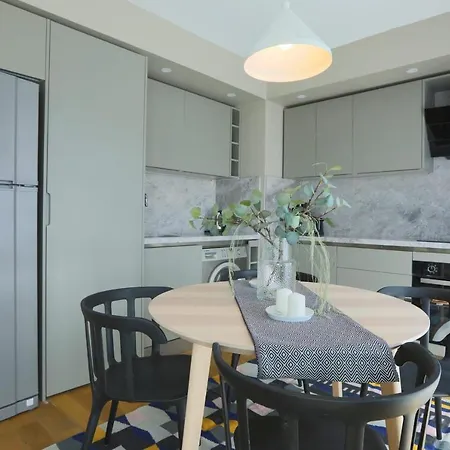 Excellent Flat Near Galataport In Cihangir * اسطنبول